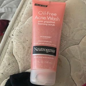 Neutrogena grapefruit scrub
